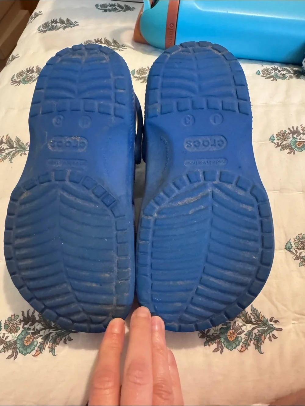 Kids Blue Crocs Size 3